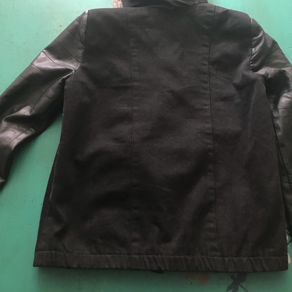Jacket - Picture 4 of 6